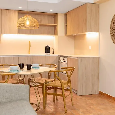 Ciencias J Apartment *